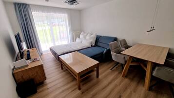 1 Schlafzimmer, Reisekinderbett, kostenloses WLAN, Bettwäsche