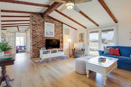 Steps to Beaches & Main Street: Hyannis Retreat