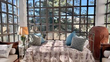 7 bedrooms, Internet