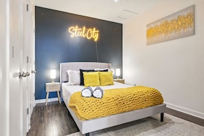 1 chambre, fer et planche à repasser, lit parapluie, Wi-Fi gratuit