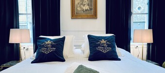 Les suites de Notre Dame Luxury Cottage