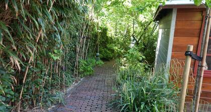Charming luxury historic villa, build in 1888, along scenic canal