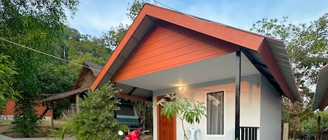 Chambre Double, balcon, vue jardin