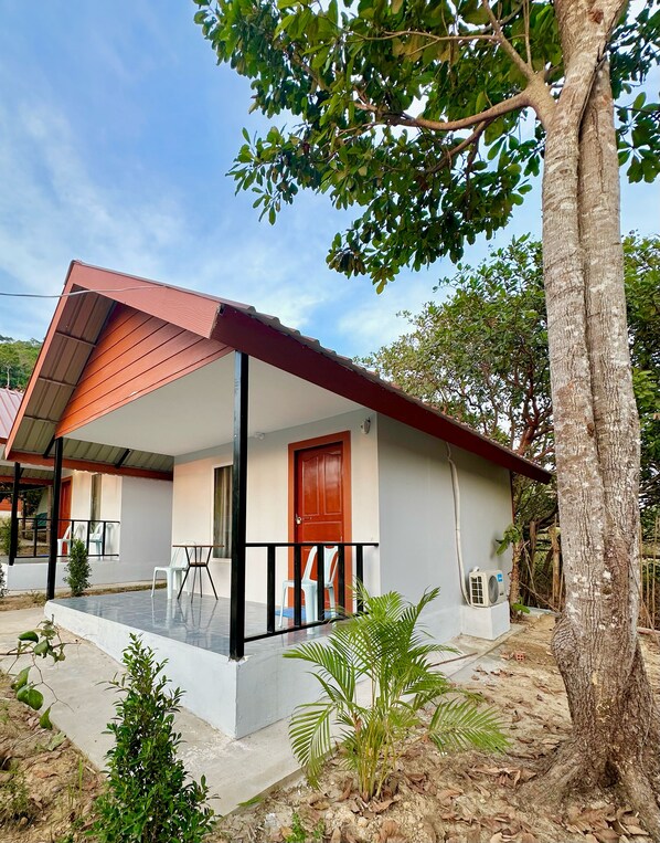 Chambre Double, balcon, vue jardin