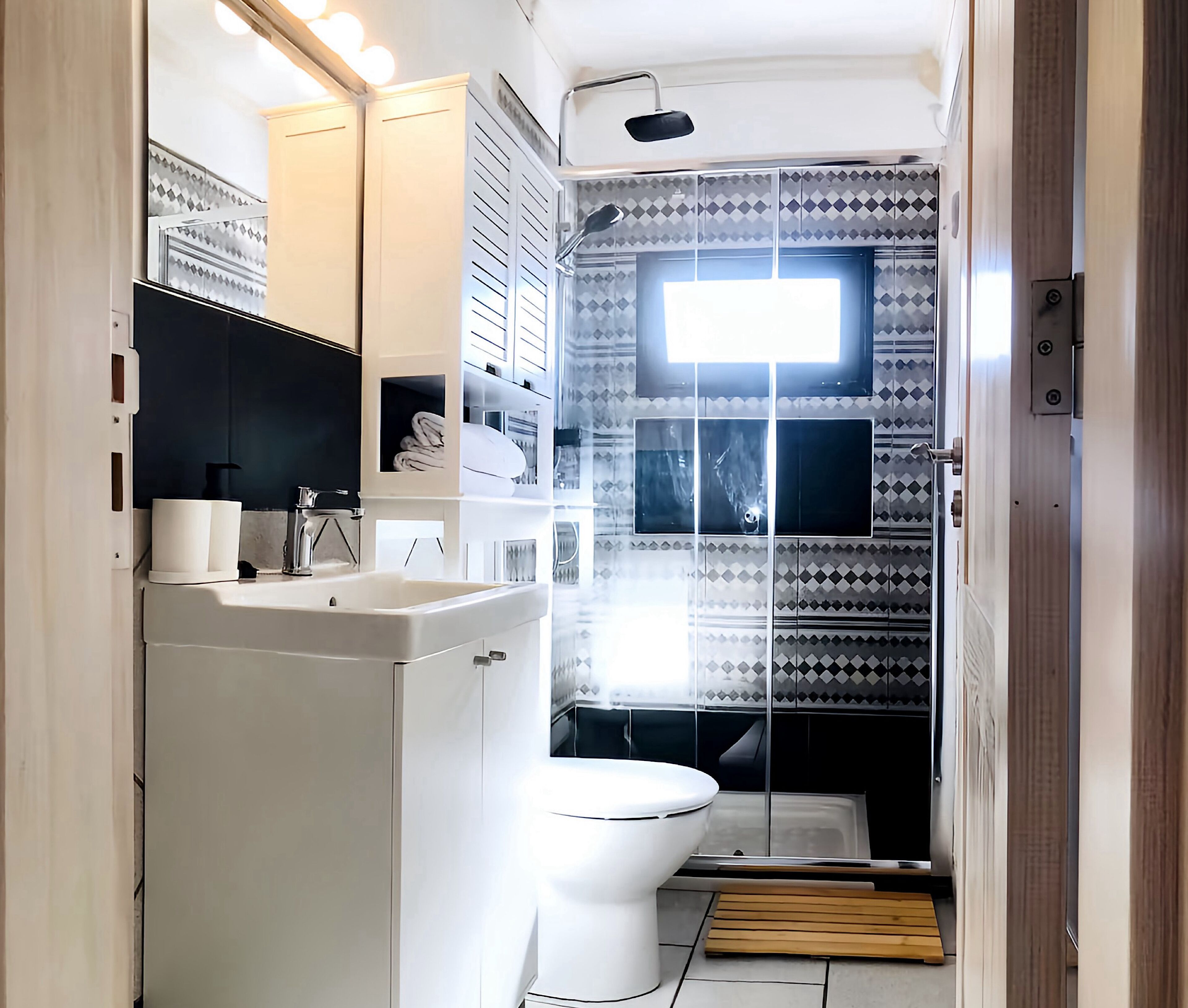 Apartamento, 2 habitaciones, terraza, vistas al jardín | Baño