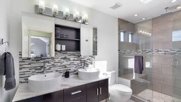 House, Smoking | 3 bedrooms