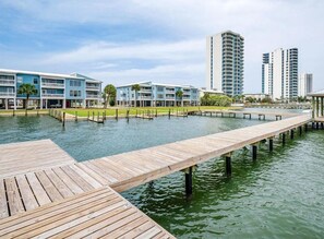 Condo, 3 quartos | Marina