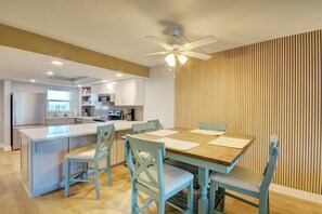 公寓客房, 2 間臥室 | 用餐區