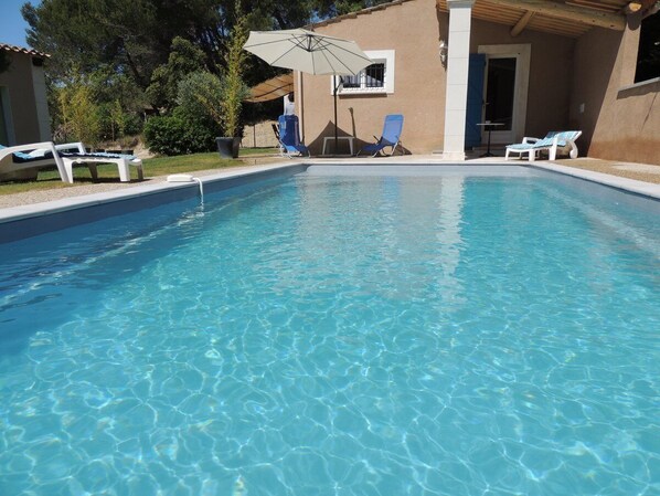 Pool - Charming little villa in the countryside. Ideal place for a well-deserved rest (Buisson)