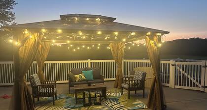 Franks Place-a beautiful 3 BR farm house retreat space with an in ground pool.