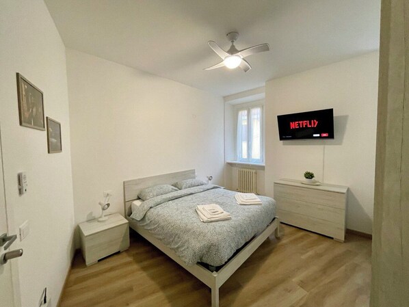 1 bedroom, desk, free WiFi