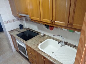 Fridge, microwave, oven, coffee/tea maker - JUNCOS 14 bajo Solo Familias! (Xeraco Playa)