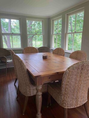 Dining - The Red Country Cottage (Amenia)