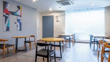 Khu ẩm thực ngoài trời