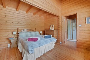 Apartment | 6 bedrooms - Cabin in Scotland With Stunning Mountain Views (Fort William)