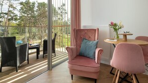 Apartment | Dining - Holiday Studio Near the Beach, Pool, Sauna (Rewal)