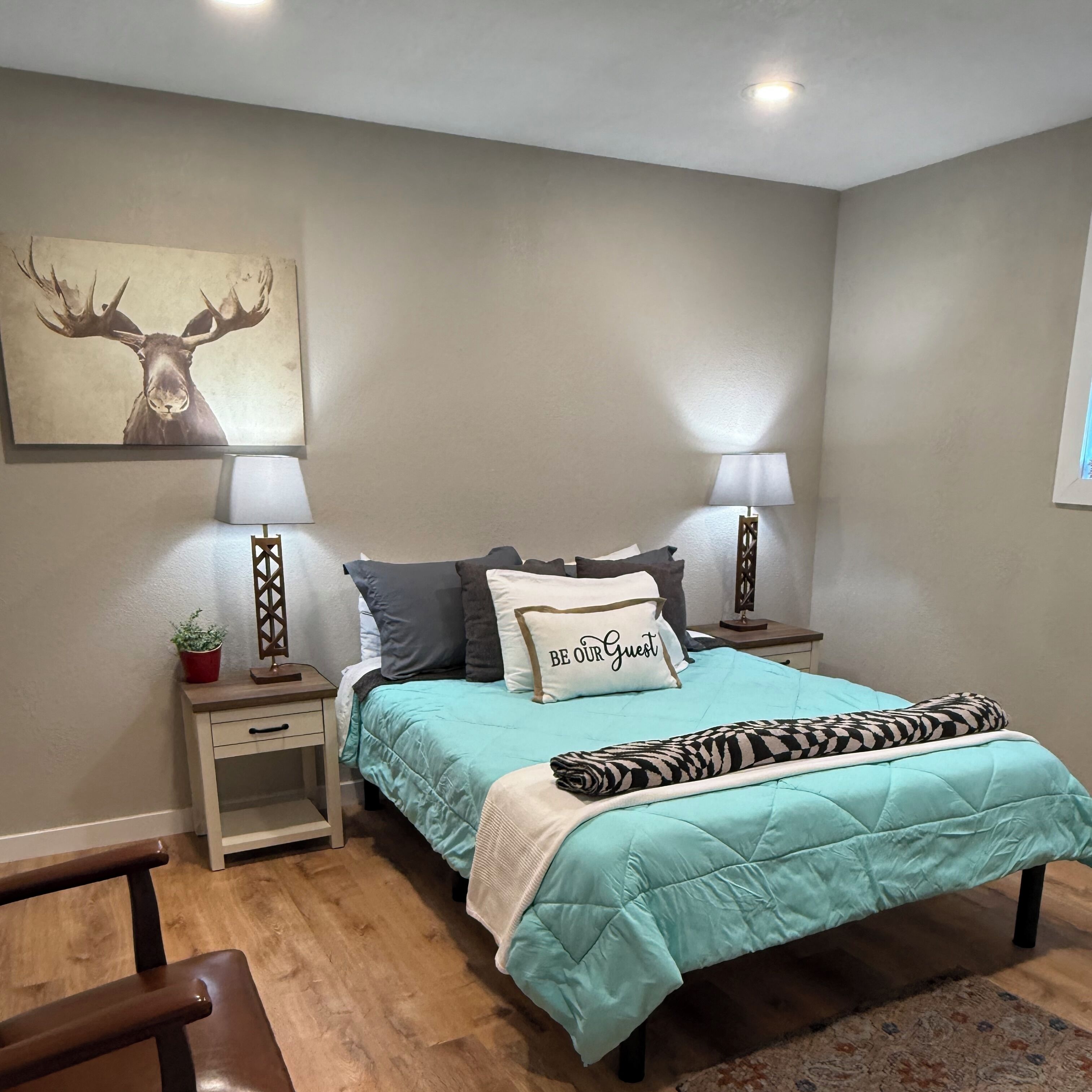 2 bedrooms, WiFi, bed sheets