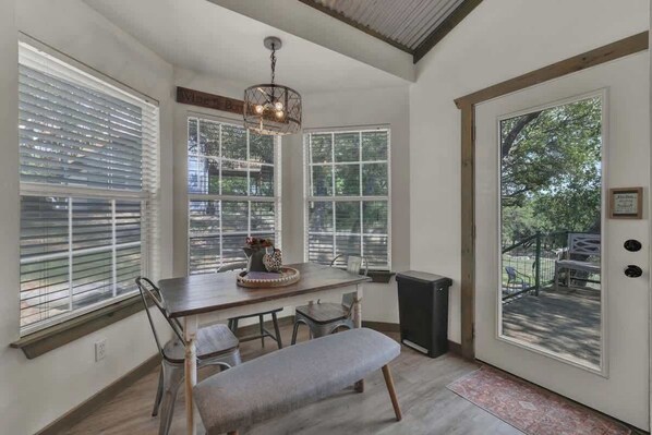 تناول الطعام