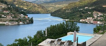 Casa das Oliveiras the Douro in its splendor