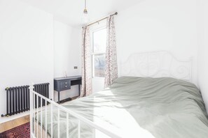 2 Schlafzimmer, Bügeleisen/Bügelbrett, Reisekinderbett, WLAN