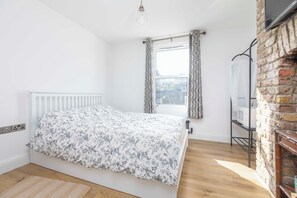 2 Schlafzimmer, Bügeleisen/Bügelbrett, Reisekinderbett, WLAN