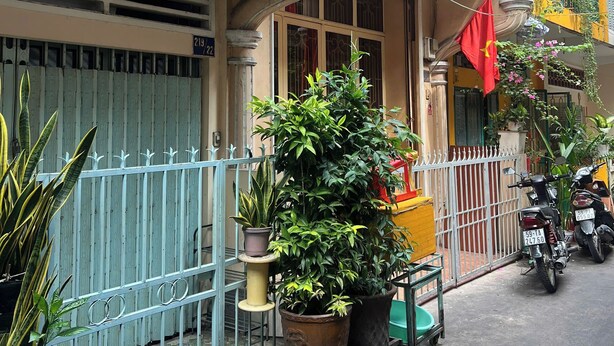 Ảnh chưa phân loại, 1 trong số 15 ảnh, nút