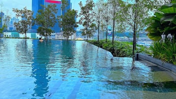 Piscine extérieure