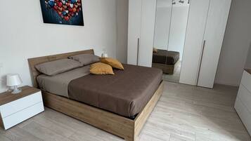 2 chambres, fer et planche Ă repasser, Wi-Fi, draps fournis