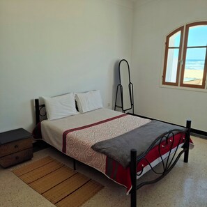 4 Schlafzimmer, Bügeleisen/Bügelbrett, kostenloses WLAN, Bettwäsche