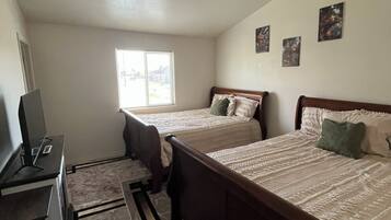 2 bedrooms, WiFi, bed sheets