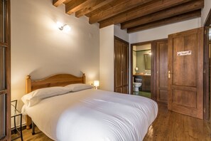 4 Schlafzimmer, kostenloses WLAN, Bettwäsche