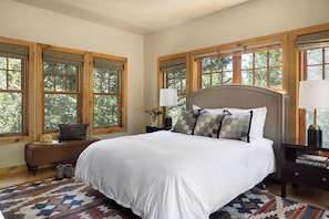 5 bedrooms, iron/ironing board, WiFi, bed sheets - Outpost: Ridgeline Lodge - Private Hot Tub! (Teton Village)