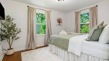 2 chambres, fer et planche à repasser, accès au Wi-Fi (inclus)