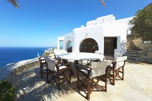 Terrace/patio - Eagles Nest Mykonos (Tourlos)