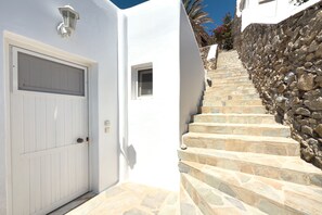 Terrace/patio - Eagles Nest Mykonos Adults Only (Tourlos)