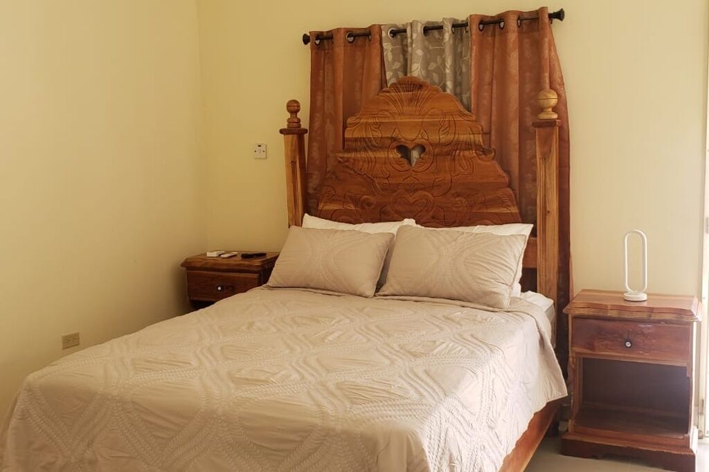 3 Schlafzimmer, Bügeleisen/Bügelbrett, WLAN, Bettwäsche