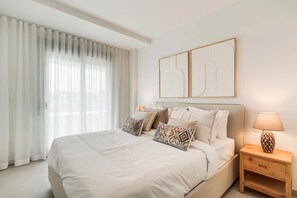 2 Schlafzimmer, Bügeleisen/Bügelbrett, Bettwäsche
