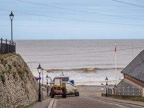 Exterior - Townhouse in Cromer Near Sandy Beaches (Cromer)