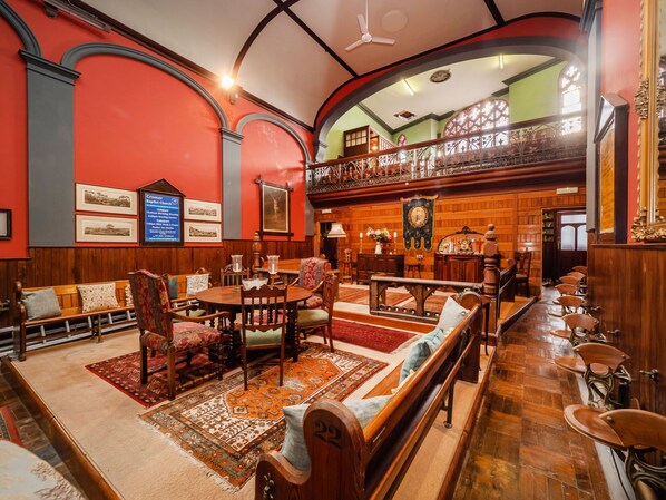 Cottage | Lobby