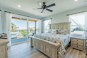 3 slaapkamers, een strijkplank/strijkijzer, internet, beddengoed