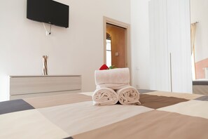 2 Schlafzimmer, Bügeleisen/Bügelbrett, Reisekinderbett, kostenloses WLAN