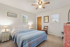 3 Schlafzimmer, Bügeleisen/Bügelbrett, WLAN, Bettwäsche