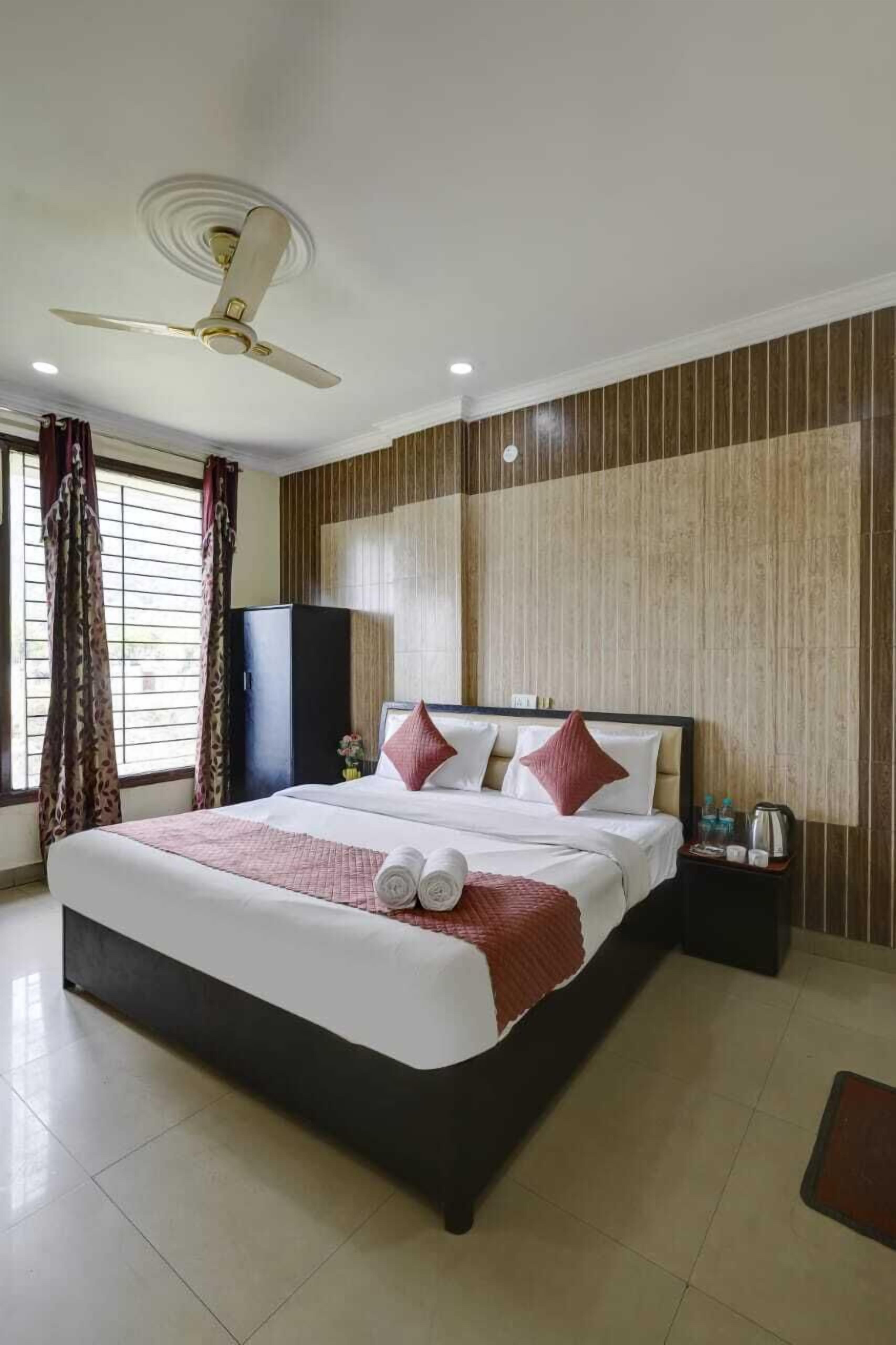 Classic Double Room, Mountain View | Free WiFi