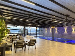 Terrace/patio - Lava Chalet Hot Spring Water (Madaba)