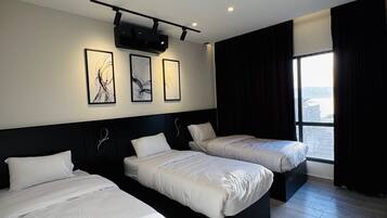 4 bedrooms, in-room safe, soundproofing, free WiFi