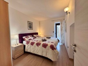 2 Schlafzimmer, WLAN