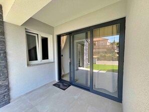 Exterior detail - Holiday apartment, modernly furnished, with air conditioning (Šilo)