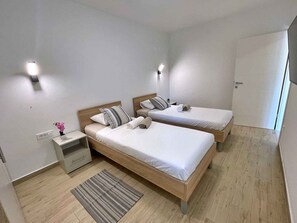 2 多间卧室、WiFi