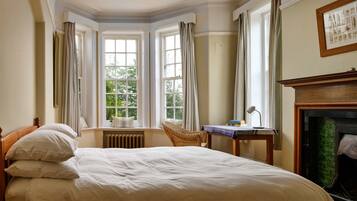 House | 9 bedrooms, iron/ironing board