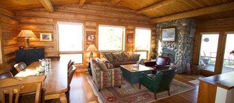  4-bedroom house on 5 acres with 360 degree views of the Teton Mountain range